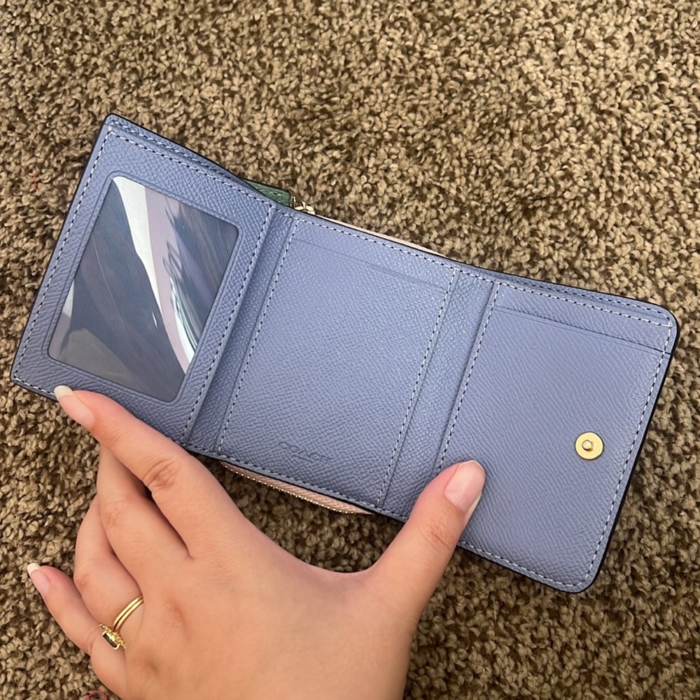 Coach Color-block Wallet - Picture 2 of 5